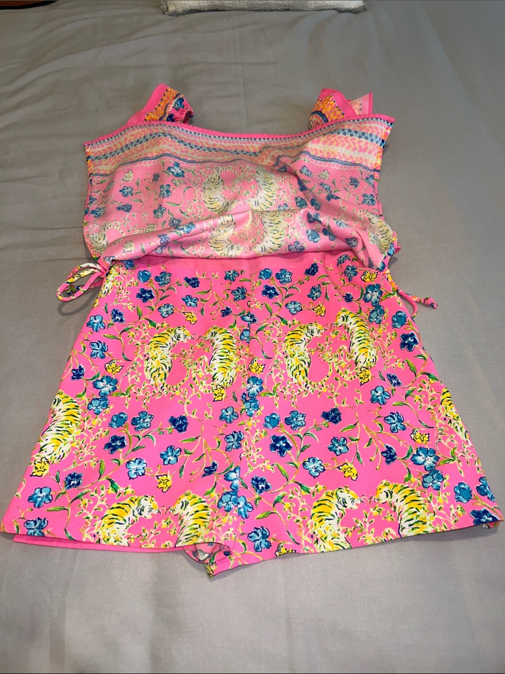 Lilly Pulitzer Zoya Romper Prosecco Pink Tigress Garden Ruffle Size 4 - Picture 10 of 11
